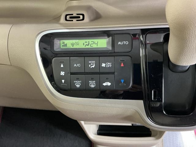 Ｎ－ＢＯＸ Ｇ・Ｌパッケージ　運転席／助手席エアバッグ　ＣＤ　ＡＢＳ　Ｉ－ＳＴＯＰ　ベンチ席　メンテナンスノート　全席ＰＷ　イモビライザー　ＡＡＣ　横滑り防止　スマートキー　キーレスＥ　パワーステアリング　片側電動両側スライドドア（12枚目）