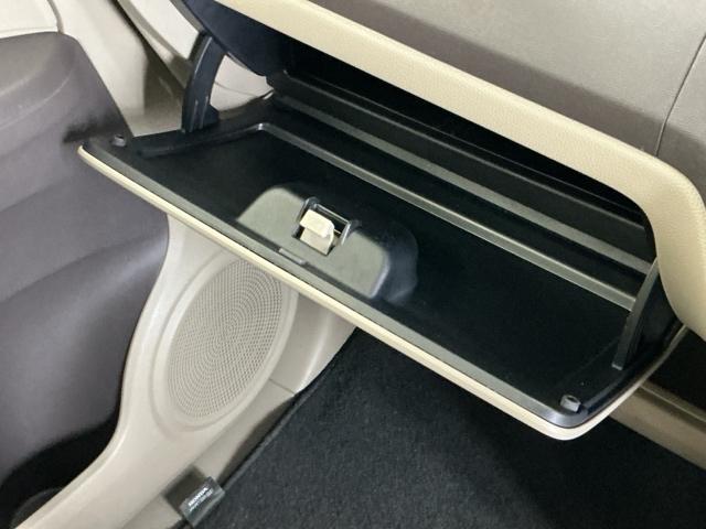 Ｎ－ＯＮＥ Ｇ　ナビ　Ｒカメラ　ブルートゥース　ワンセグＴＶ　ダブルエアバッグ　インテリジェントキー　１セグＴＶ　盗難警報装置　フルオートエアコン　点検記録簿　ベンチシ－ト　ＰＳ　ＰＷ　運転席エアバッグ　ＡＢＳ（50枚目）