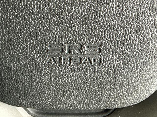 フリードハイブリッド ハイブリッド・Ｇホンダセンシング　ナビ　Ｒカメラ　ブルートゥース　フルセグ　クルーズＣ　ＤＶＤ視聴　ブレーキサポート　ＬＥＤヘットライト　Ｗエアバック　記録簿付き　バックモニタ　アイストップ　キーレス　ＥＴＣ付　横滑り防止機能　３列（50枚目）