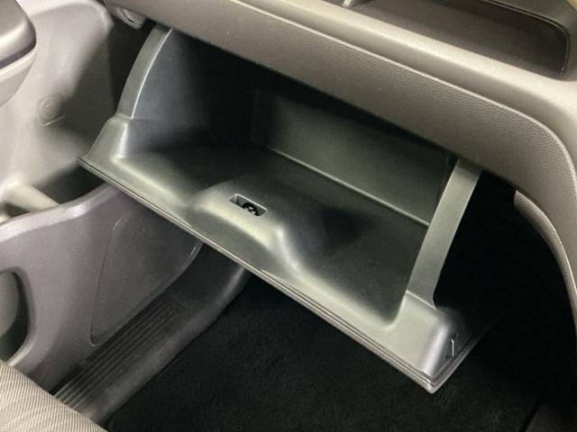 フリードハイブリッド ハイブリッド・Ｇホンダセンシング　ナビ　Ｒカメラ　ブルートゥース　フルセグ　クルーズＣ　ＤＶＤ視聴　ブレーキサポート　ＬＥＤヘットライト　Ｗエアバック　記録簿付き　バックモニタ　アイストップ　キーレス　ＥＴＣ付　横滑り防止機能　３列（52枚目）