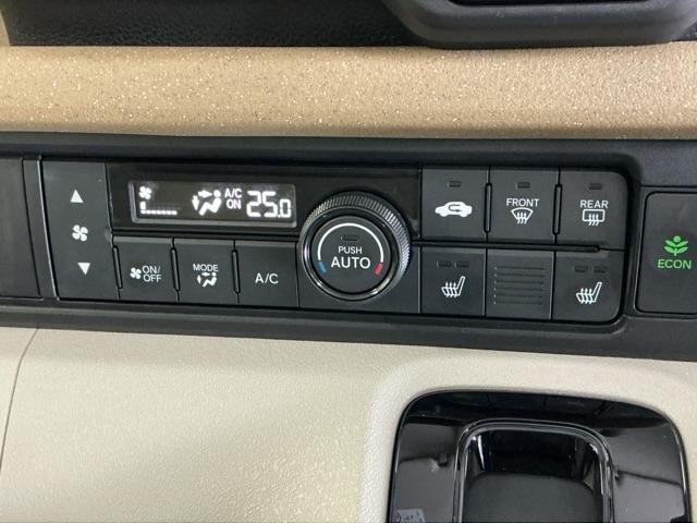 Ｎ－ＢＯＸ ベースグレード　ドラレコ　ナビ　Ｒカメラ　ブルートゥース　アイスト　セキュリティアラーム　地デジＴＶ　誤発信抑制機能　キーレスエントリー　前席シートヒーター　ＵＳＢポート　バックカメラ付　禁煙　スマートキ　ＥＳＣ（17枚目）