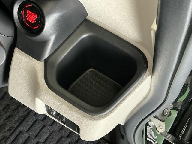 Ｎ－ＢＯＸ ベースグレード　ドラレコ　ナビ　Ｒカメラ　ブルートゥース　アイスト　セキュリティアラーム　地デジＴＶ　誤発信抑制機能　キーレスエントリー　前席シートヒーター　ＵＳＢポート　バックカメラ付　禁煙　スマートキ　ＥＳＣ（20枚目）