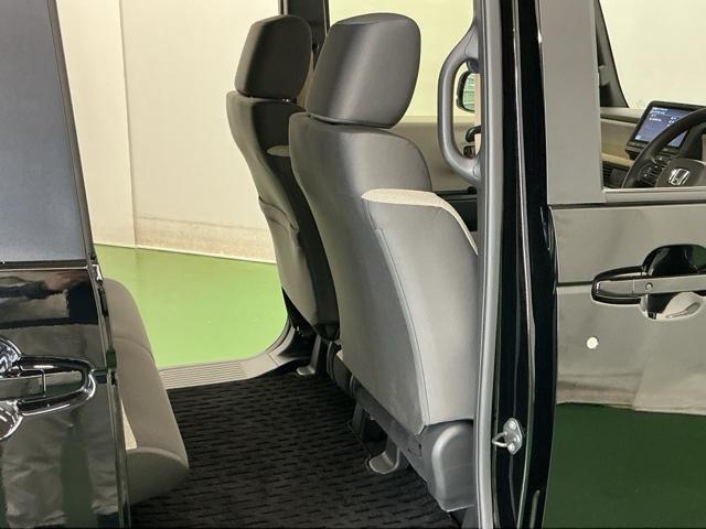 Ｎ－ＢＯＸ ベースグレード　ドラレコ　ナビ　Ｒカメラ　ブルートゥース　アイスト　セキュリティアラーム　地デジＴＶ　誤発信抑制機能　キーレスエントリー　前席シートヒーター　ＵＳＢポート　バックカメラ付　禁煙　スマートキ　ＥＳＣ（60枚目）