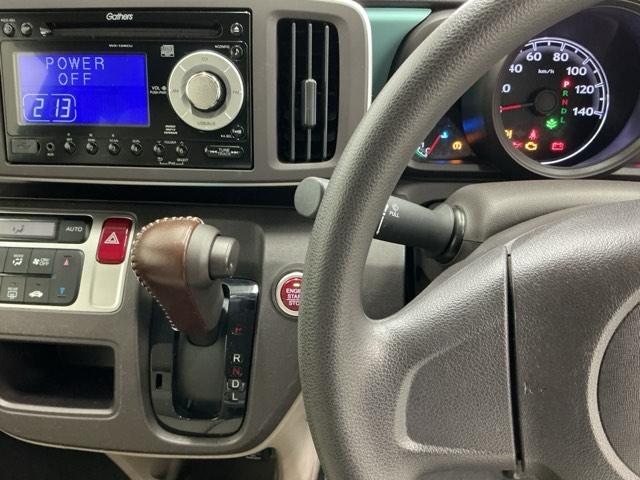 N-ONE G CD アルミホイール ABS 助手席エアバック インテリキー キーフリーシステム ベンチ席 全席PW フルオートエアコン 運転席エアバッグ 記録簿あり PS セキュリティー I-STOP VSC(3枚目)