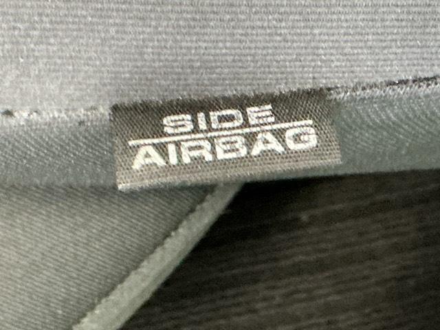 フィット １３Ｇ・Ｆパッケージコンフォートエディション　ナビ　Ｒカメラ　ブルートゥース　フルセグ　セキュリティアラーム　ＡＡＣ　整備記録簿　助手席エアバッグ　運転席エアバッグ　パワーウィンドウ　ＶＳＡ　シ－トヒ－タ－　キーレス　スマ－トキ－　ＡＢＳ（54枚目）