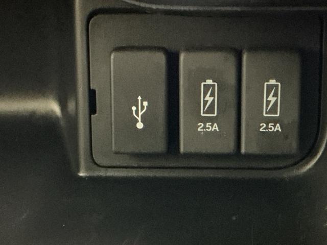 N-BOXカスタム L ナビ Rカメラ ブルートゥース フルセグ シートヒーター付き 助手席エアバック Bカメ メンテナンスノート LED エアバッグ パワーウインドウ Aライト クルコン エアコン スマートキーPスタート(18枚目)