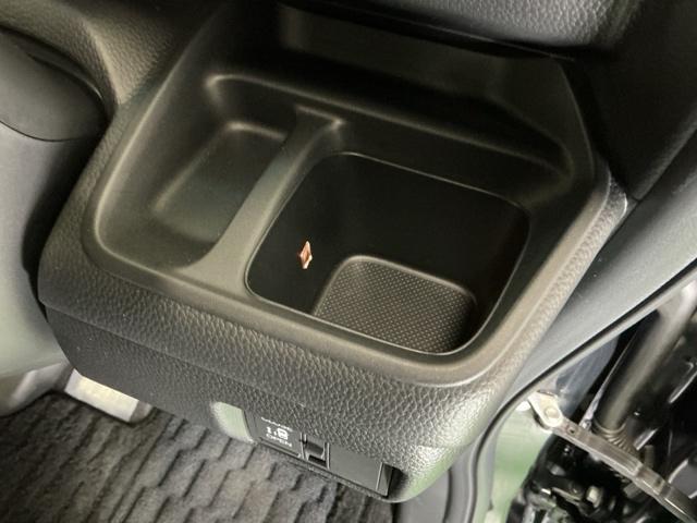 Ｎ－ＢＯＸカスタム Ｌ　ナビ　Ｒカメラ　ブルートゥース　ＣＤ　シートヒーター付き　助手席エアバック　Ｂカメ　メンテナンスノート　ＬＥＤ　エアバッグ　パワーウインドウ　Ａライト　クルコン　エアコン　スマートキーＰスタート（51枚目）