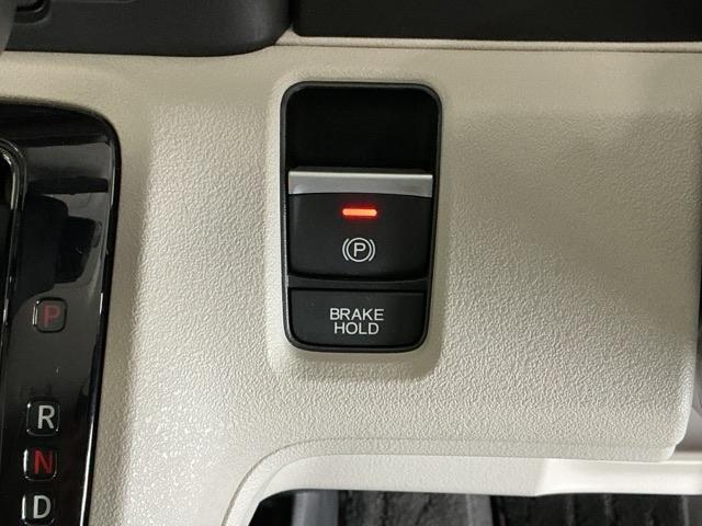 N-BOX ベースグレード ドラレコ ナビ Rカメラ ブルートゥース ECON Sヒーター LEDヘットライト ブレーキサポート キーフリーシステム 禁煙 盗難防止装置 パワーウインドー スマートキーシステム サイドエアバック(18枚目)