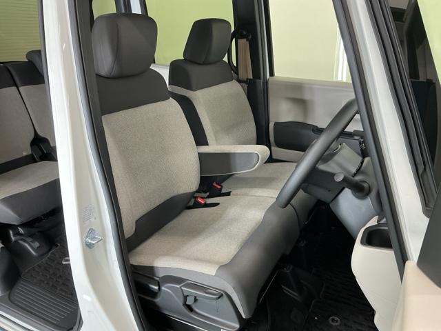 N-BOX ベースグレード ドラレコ ナビ Rカメラ ブルートゥース ECON Sヒーター LEDヘットライト ブレーキサポート キーフリーシステム 禁煙 盗難防止装置 パワーウインドー スマートキーシステム サイドエアバック(24枚目)