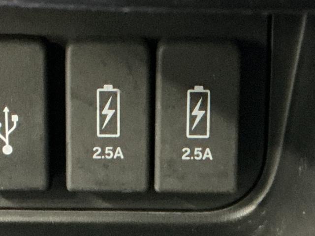 Ｎ－ＢＯＸカスタム Ｇ・Ｌホンダセンシング　ドラレコ　ナビ　Ｒカメラ　ブルートゥース　ベンチ　記録簿付き　助手席エアバック　エアＢ　バックアイカメラ　キーフリーシステム　スマートキーＰスタート　ドライブレコ－ダ－　クルーズコントロール　ＥＳＣ（19枚目）