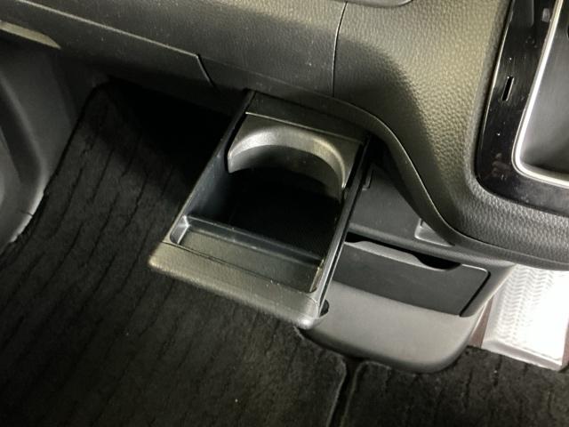 Ｎ－ＢＯＸカスタム Ｇ・Ｌホンダセンシング　ドラレコ　ナビ　Ｒカメラ　ブルートゥース　ベンチ　記録簿付き　助手席エアバック　エアＢ　バックアイカメラ　キーフリーシステム　スマートキーＰスタート　ドライブレコ－ダ－　クルーズコントロール　ＥＳＣ（46枚目）