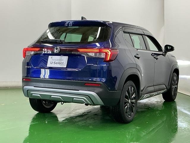 ��^�e�[���Q�[�g�X�|�C���[�����Ńt�H�������X�^�C���b�V���ɂ��Ă��܂��B�������s���ɂ͑��s���萫�\�ɗD��Ă��āA��R��ɂ��傫���v�����܂�