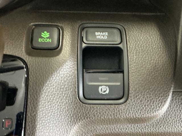 Ｎ－ＷＧＮ Ｌホンダセンシング　ナビ　Ｒカメラ　ブルートゥース　フルセグ　地デジ　ＬＥＤヘッドライト　ＤＶＤ視聴可能　サイドエアバッグ　リヤカメラ　アイドリングストップ　シ－トヒ－タ－　コーナーセンサー　ＵＳＢ　ＥＴＣ　オートライト（16枚目）