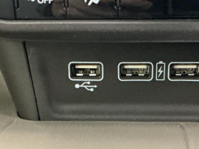 Ｎ－ＷＧＮ Ｌホンダセンシング　ナビ　Ｒカメラ　ブルートゥース　フルセグ　地デジ　ＬＥＤヘッドライト　ＤＶＤ視聴可能　サイドエアバッグ　リヤカメラ　アイドリングストップ　シ－トヒ－タ－　コーナーセンサー　ＵＳＢ　ＥＴＣ　オートライト（19枚目）