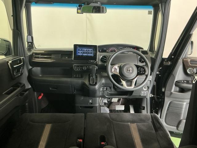 Ｎ－ＢＯＸカスタム Ｇ・Ｌホンダセンシング　メモリーナビ　ＥＴＣ　ヘッドライトＬＥＤ　キーレススタート　整備記録簿有　ベンチシート　オ－トエアコン　パワステ　クルコン　ＤＶＤプレーヤー　Ａライト　アイストップ　エアＢ　サイドエアＢ　ＵＳＢ接続（2枚目）