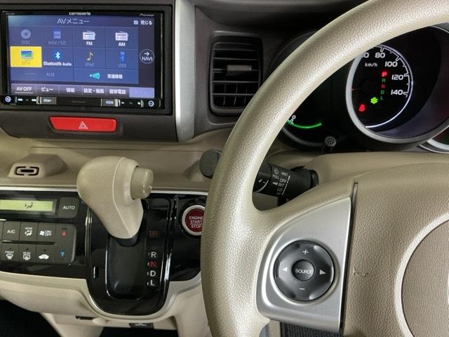 Ｎ－ＢＯＸ Ｇ・Ｌパッケージ　ナビ　Ｒカメラ　ブルートゥース　フルセグ　両パワースライドドア　エアバック付き　パワーウインド　セキュリティアラーム　アイスト　整備点検記録簿　助手席エアバッグ　地デジＴＶ　キーフリー　スマキー（3枚目）