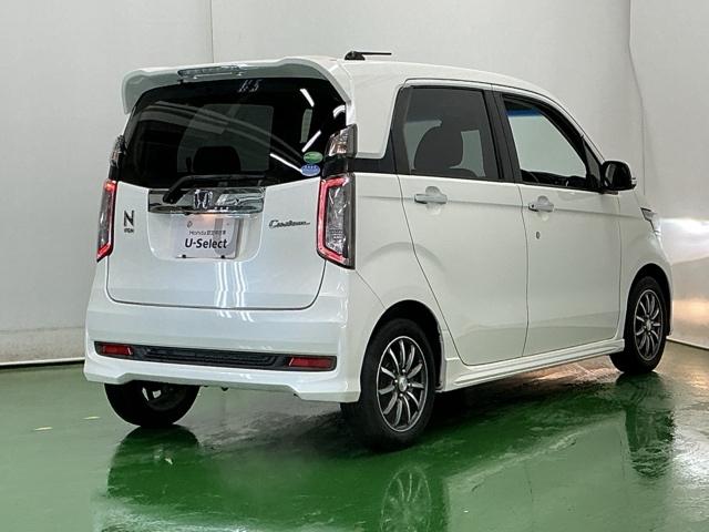 ��^�e�[���Q�[�g�X�|�C���[�����Ńt�H�������X�^�C���b�V���ɂ��Ă��܂��B�������s���ɂ͑��s���萫�\�ɗD��Ă��āA��R��ɂ��傫���v�����܂�