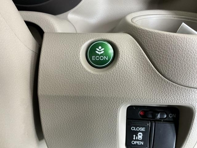 �d�b�n�m�X�C�b�`����ŔR��ǂ��Ȃ�悤�G�A�R����G���W���Ȃǂ𑍍��I�ɐ��䂵�܂�