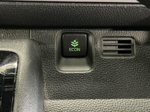 �d�b�n�m�X�C�b�`����ŔR��ǂ��Ȃ�悤�G�A�R����G���W���Ȃǂ𑍍��I�ɐ��䂵�܂�