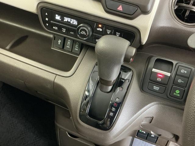 Ｌ　ディスプレイオーディオ　Ｒカメラ　ＣＤ　オートライ　追従走行　ソナー　車線逸脱警報装置　ｉ－ｓｔｏｐ　ｂｌｕｅｔｏｏｔｈ　スマートキープッシュスタート　Ｂモニター　ＬＥＤヘットライト　安全ボディ　ＰＷ（画像16）