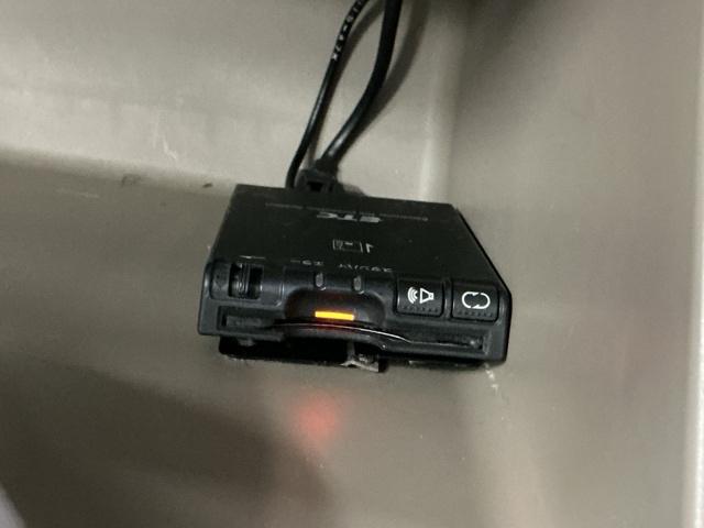 Ｇ　ギャザズＣＤチューナー　ＥＴＣ　ＥＣＯモード　電動格納ドアミラー　プッシュスタートスマートキー　盗難防止システム　ベンチシート　衝突安全ボディ　ＥＳＣ　助手席エアバック　オートエアコン　ＡＢＳ（画像10）