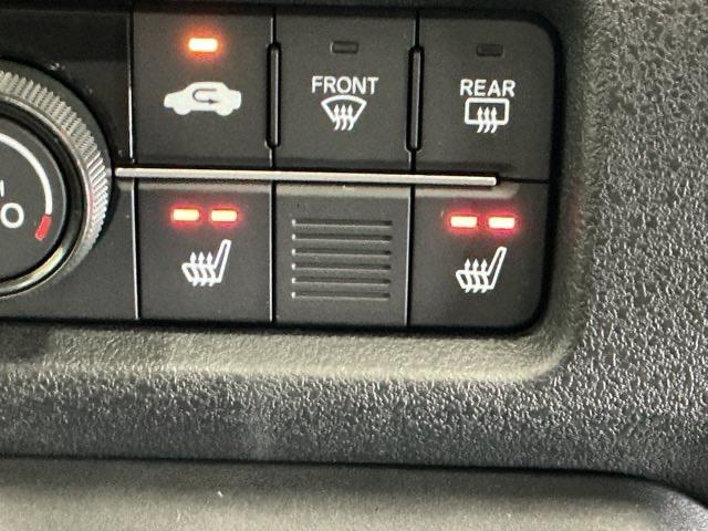 ｅ：Ｌ　ドラレコ　純正ナビ　Ｒカメラ　ブルートゥース　アダプティブクルコン　コーナーセンサー　元試乗車　ＬＫＡＳ　ＢＴ　バックカメラ　フルセグＴＶ　ＬＥＤヘッドランプ　ドライブレコーダー　オートハイビーム（画像15）
