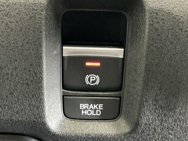 ｅ：Ｌ　ドラレコ　純正ナビ　Ｒカメラ　ブルートゥース　アダプティブクルコン　コーナーセンサー　元試乗車　ＬＫＡＳ　ＢＴ　バックカメラ　フルセグＴＶ　ＬＥＤヘッドランプ　ドライブレコーダー　オートハイビーム（画像19）