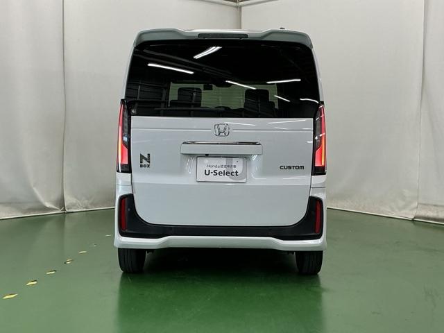 コーディネートスタイル　純正ナビ　Ｒカメラ　ブルートゥース　フルセグＴＶ　電格ミラー　インテリキー　定期点検記録簿　半革　ブレーキサポート　ＵＳＢポート　Ｂｌｕｅｔｏｏｔｈ　ＬＫＡＳ　ナビＴＶ　リヤカメラ　パーキングセンサー（画像7）