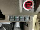 運転席から操作しやすい各種スイッチ