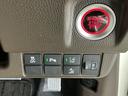 Ｌホンダセンシング　ナビ　Ｒカメラ　ブルートゥース　ＣＤ　ＥＴＣ装備　Ｂモニタ　誤発進抑制　ＬＥＤランプ　シートヒータ　オートライト　横滑り防止機能　ＵＳＢポート　パーキングセンサー　セキュリティアラーム　キーフリー（29枚目）