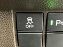 Ｌホンダセンシング　ナビ　Ｒカメラ　ブルートゥース　フルセグ　地デジ　ＬＥＤヘッドライト　ＤＶＤ視聴可能　サイドエアバッグ　リヤカメラ　アイドリングストップ　シ－トヒ－タ－　コーナーセンサー　ＵＳＢ　ＥＴＣ　オートライト（27枚目）
