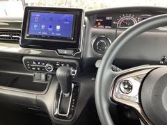 ＫＥＮＷＯＯＤ製メモリーナビ搭載ですので、遠距離へのお出かけもお任せ下さい。 2