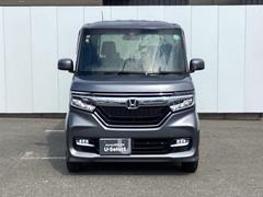 ＬＥＤヘッドライトを装備しています。ＬＥＤヘッドライトはとても明るく、雨の日や夜間走行も安全・安心です。 6