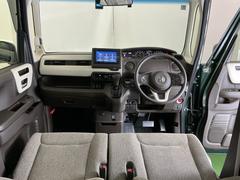 �ɥ饤�С����濴�˼����˼꤬�Ϥ����֤ˣ��ԥ��쥯�ȥ�С��䥨�������͡��������å��ʤɤ����֡��������ͥ��Ƥ��ޤ� 2