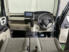 �ɥ饤�С����濴�˼����˼꤬�Ϥ����֤ˣ��ԥ��쥯�ȥ�С��䥨�������͡��������å��ʤɤ����֡��������ͥ��Ƥ��ޤ� 2