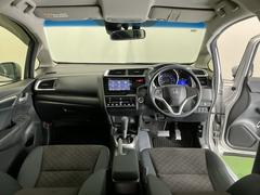 �ɥ饤�С����濴�˼����˼꤬�Ϥ����֤˥��������͡��������å��ʤɤ����֡��������ͥ��Ƥ��ޤ� 2