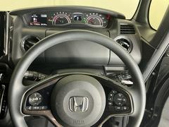 ��ˤʤ��ॹ�ƥ���󥰤Ǥ������ƥ���󥰤α�¦�ˤϥ��롼������ȥ����롢��¦�������ǥ�����⥳�󥹥��å��Ǥ����긵�����Ǥ���Τ������Ǥ��� 3