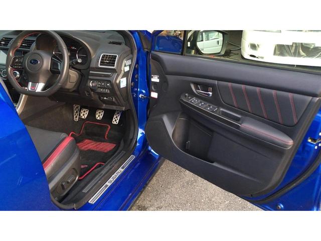 ＷＲＸ ＳＴＩ ＳＴＩ　タイプＳ　ＳＴＩパフォーマンスパッケージ　柿本改マフラー　ＢＢＳアルミホイール　４ＷＤ　ドライブレコーダー　ＥＴＣ　ＬＥＤヘッドランプ　ＭＴ　スマートキー　盗難防止システム　パワーシート　衝突安全ボディ　ＥＳＣ（12枚目）
