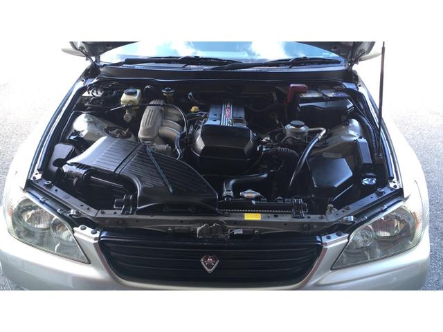 アルテッツァ RS200 Zエディション ボディー純正色全塗装 ヘッドライト磨きクリア塗装 内装リフレッシュ タイミングベルト交換 新品KOYOラジエター、エンジン燃焼室・インテークバルブ・スロットル・エアフロ清掃(4枚目)