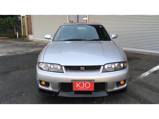 NISSAN SKYLINE GT-R