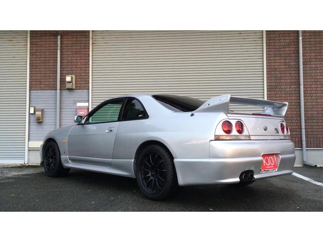NISSAN SKYLINE GT-R