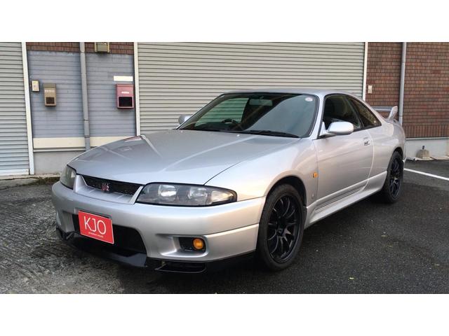 NISSAN SKYLINE GT-R
