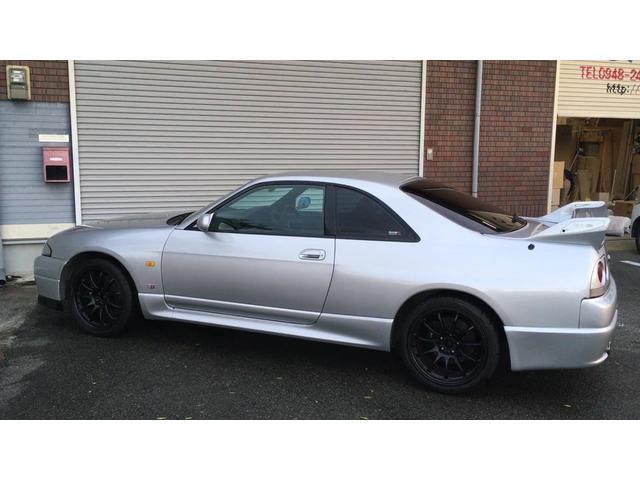 NISSAN SKYLINE GT-R