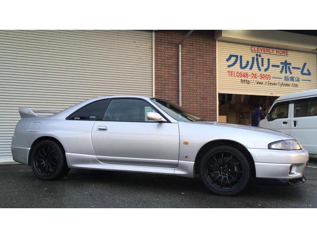 NISSAN SKYLINE GT-R