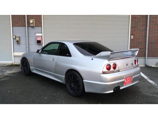 NISSAN SKYLINE GT-R