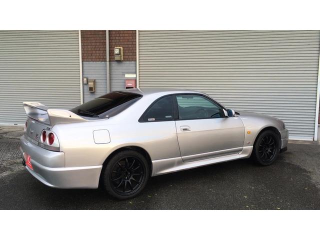 NISSAN SKYLINE GT-R
