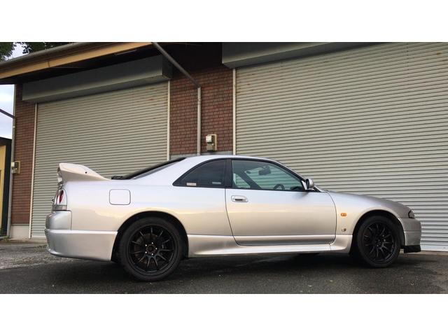 NISSAN SKYLINE GT-R