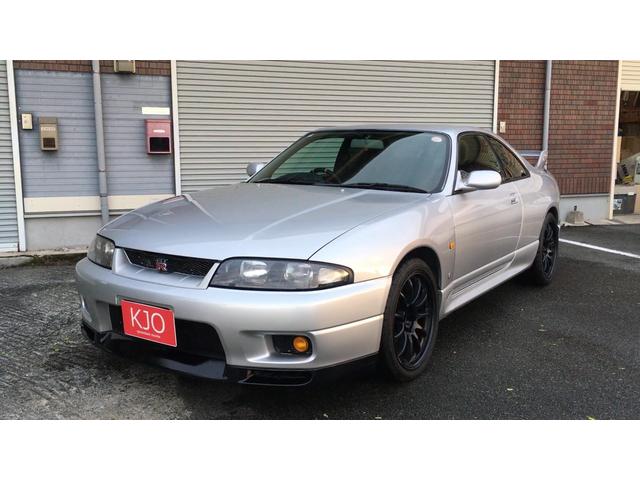 NISSAN SKYLINE GT-R