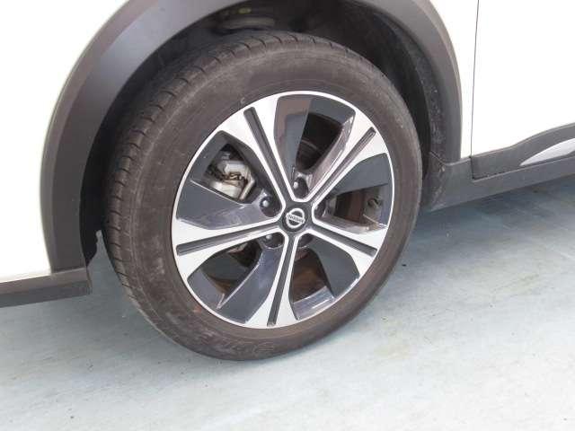 キックス X ナビ&TV クルコン スマートキー LEDヘッド レーンアシスト パワーステアリング 盗難防止システム ドライブレコーダー ETC 整備記録簿有 メモリーナビ サイドエアバッグ アルミ AAC ABS(18枚目)