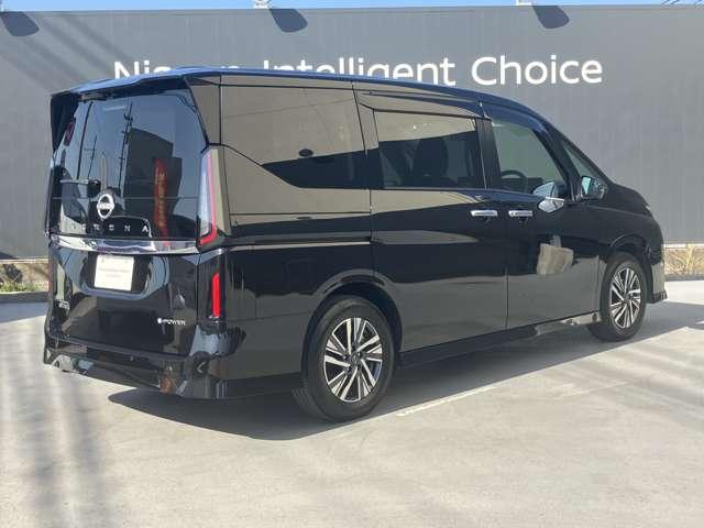 セレナ e-パワー ハイウェイスターV 自動(被害軽減)ブレーキ LDP 追従クルーズ LEDランプ 寒冷地仕様 バックモニター アルミホイール ドライブレコーダ ETC 記録簿 盗難防止システム スマートキー 1オナ オートエアコン(3枚目)